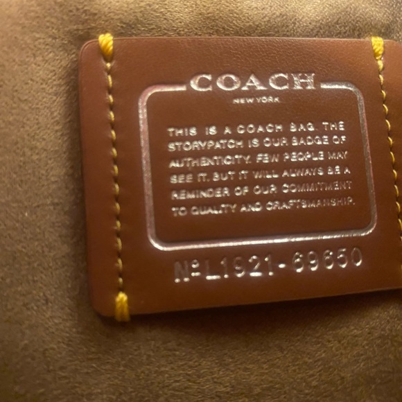 NWOT Coach Parker Convertible Backpack Crossbody Bag 16 Signature Canvas Beige - Picture 12 of 16